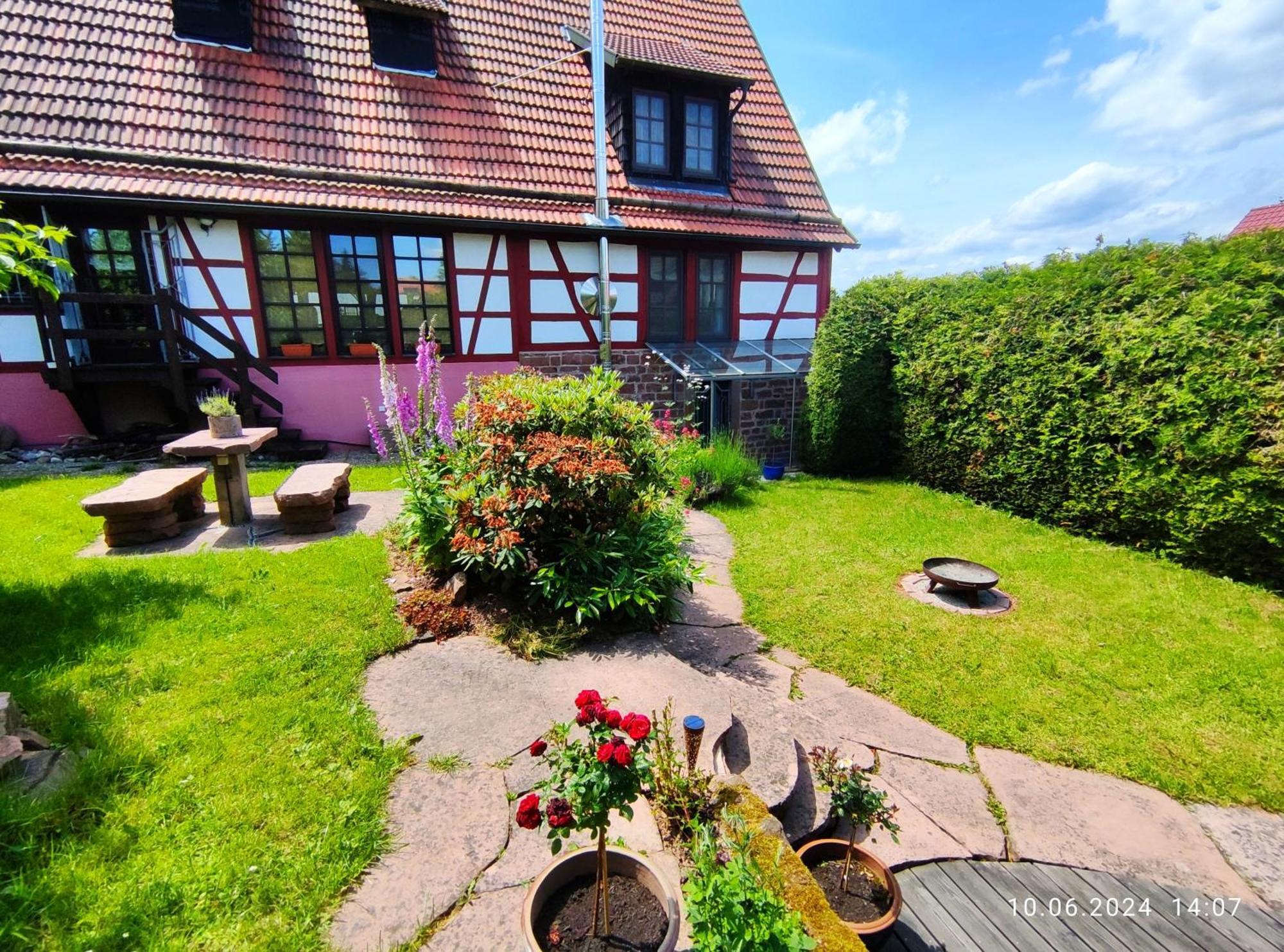 Ferienhaus Marre - Mit Grill, Feuerstelle Und Gartensauna Waldbrunn  Exterior foto